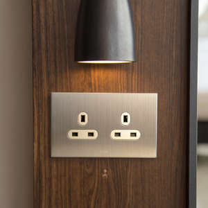 MGA Factory Nuevo diseño 250V <span class=keywords><strong>Twin</strong></span> UK Socket Silver & Gold Alta calidad y larga vida útil con logotipo personalizado - Product Image 5