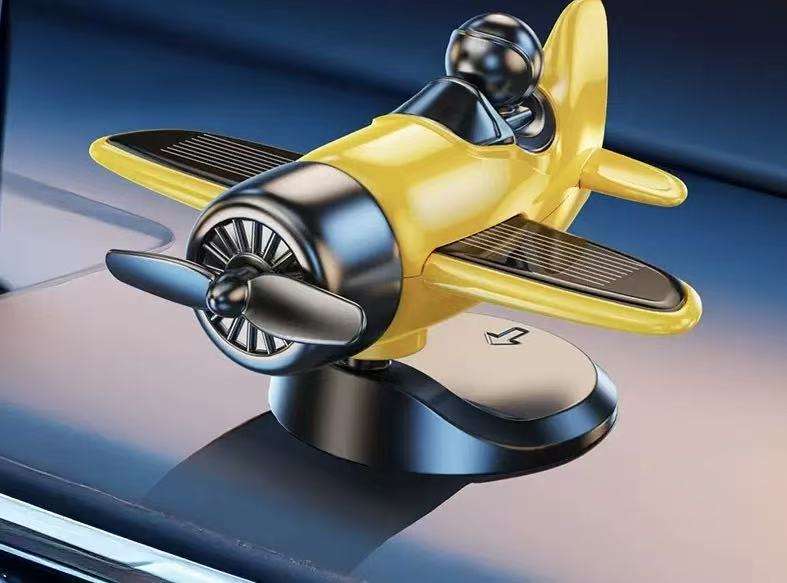 สีเหลือง