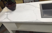 YDSTONE Design moderne ingénierie préfabriqué Calacatta veine comptoirs de cuisine fausse dalle pierre de quartz en forme de grande dalle