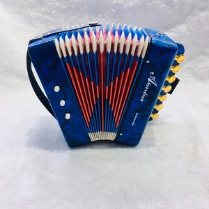 Fabricant hotsale coloré 7 boutons bonne musique accordéon <span class=keywords><strong>clavier</strong></span> Instrument de musique à bas prix - Product Image 3