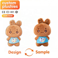 Jouet en peluche lapin marron mignon avec tablier d'artiste et palette de peinture, jouets en peluche doux en forme d'animal, vente en gros, peluche personnalisée