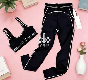 <span class=keywords><strong>Conjunto</strong></span> de <span class=keywords><strong>Yoga</strong></span> de 2 Piezas Personalizado al por Mayor - Top Deportivo y Ropa Interior Deportiva de Aloe-Soft para Mujer - Product Image 1