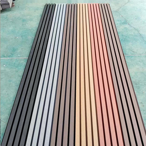 Panneaux muraux extérieurs en WPC durables à bon prix, grille en WPC pour mur en <span class=keywords><strong>béton</strong></span> <span class=keywords><strong>extérieur</strong></span> - Product Image 2
