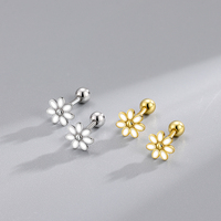 Mode minimaliste bijoux fins plaqué or boucles d'oreilles à vis femmes Simple 925 argent Sterling minuscule blanc marguerite Cz boucles d'oreilles