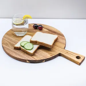 Stokta mutfak kolu ile özelleştirilmiş ahşap yuvarlak Pizza kabuğu Pizza tahtası ahşap servis tepsisi peynir tahtası seti