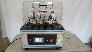 เครื่องทดสอบการขัดถูแบบสั่นสะเทือนสำหรับสิ่งทอ ASTM D4157 ASTM D3597 ISO 12402 เครื่องทดสอบการขัดถูแบบ Wyzenbeek - Product Image 4