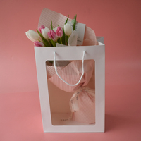 Venta caliente Floristería Día de San Valentín Cumpleaños Ramo de flores Simplicidad estética PVC Ventana Regalo Ramo de tulipán