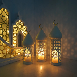 Décorations <span class=keywords><strong>de</strong></span> <span class=keywords><strong>table</strong></span> pour <span class=keywords><strong>l</strong></span>'<span class=keywords><strong>Aïd</strong></span> al-Fitr et le Ramadan, avec lanternes et chandeliers <span class=keywords><strong>de</strong></span> style minaret <span class=keywords><strong>de</strong></span> mosquée islamique, en métal écologique <span class=keywords><strong>de</strong></span> haute qualité - Product Image 3