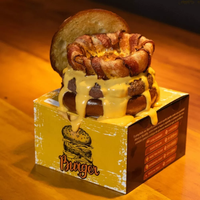 Cajas Personalizadas Desechables y Biodegradables de Grado Alimenticio para Hamburguesas con Papas Fritas