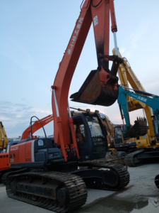 Pelle Hitachi Diverses excavatrices de bonne qualité utilisées Hitachi ZX200 bien entretenues Zx210 Diverses excavatrices de bonne qualité - Product Image 3