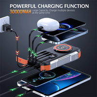 Batterie externe solaire 30000mAh magnétique sans fil 15W à charge rapide avec 4 câbles intégrés, lampe torche LED, ABS