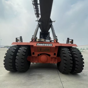 Chariot élévateur diesel d'occasion de haute qualité de 45 tonnes Kalmar Fantuzzi Reach Stacker cs45km en état d'origine avec peu d'heures de fonctionnement - Product Image 3