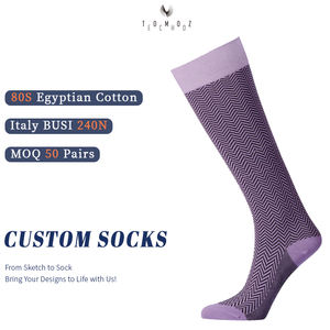 फैशनेबल सूती महिलाओं के मोजे फैशनेबल स्टाइल के लिए उत्कृष्ट स्ट्रिप्ड डिजाइन आपकी जीवनशैली में अद्वितीय सुंदरता को जोड़ता है। - Product Image 1