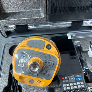 Nouvel Instrument de Topographie GPS Original 1408 Canaux IMU60 410-470Mhz IP68 Base E GNSS RTK pour Réseau CORS V500 Prêt OEM - Product Image 1