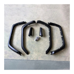 ซุ้มล้อที่เหมาะสำหรับรถยนต์แลนด์ครุยเซอร์ LC70, LC73 และ LC78 รุ่นปี 1990-2007 - Product Image 2