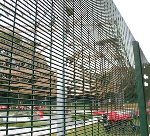 Clôture soudée galvanisée 358 avec indice anti-coupure classe C4, revêtement en poudre pour la sécurité des villas - Product Image 4