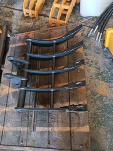 Nouvelle Râteuse Attacheuse SLN 2025 pour Excavatrice 5-7,5 tonnes – Idéale pour la Construction, le Nettoyage de Jardins et le Tri des Déchets - Product Image 5