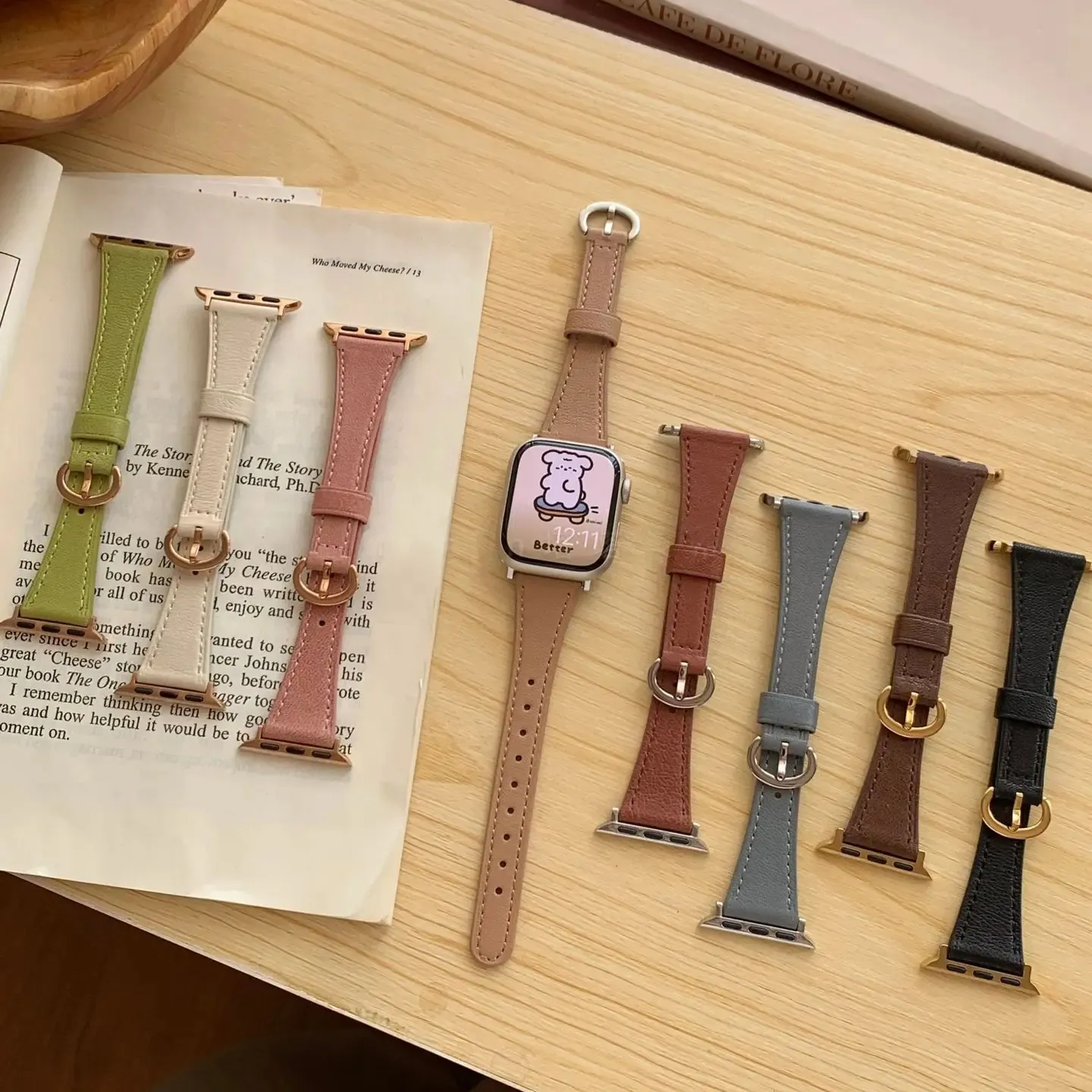 Exquisita correa de cuero de alta gama con pequeña hebilla de herradura para Apple Watch 9/8, adecuada para Apple Watch 7/SE
