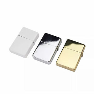 Ensemble <span class=keywords><strong>de</strong></span> cigarettes en acier inoxydable avec logo personnalisé, gravure au laser, design classique pour les voyages, <span class=keywords><strong>briquet</strong></span> à huile coupe-vent - Product Image 2