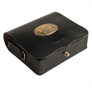 Caja de Cartuchos de Cuero Negra Estilo Herencia con Emblema de EE. UU. y Placa de Latón, Estuche de Almacenamiento Auténtico para Recreación Histórica - Product Image 2