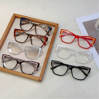 Jinhong Grande Vente Lunettes de vue haut de gamme à monture en acétate, échantillons en stock, lot mixte pour hommes et femmes, vente en gros de lunettes de myopie en stock