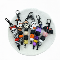 Porte-clés créatif chauve-souris fantôme effrayant, en silicone, technique de tissage perlé, style poupée de dessin animé, fait main, réutilisable, sûr, cadeau d'Halloween