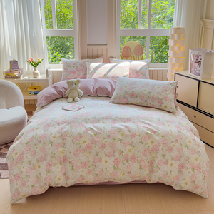 Set di Biancheria da Letto Fantasy Dream Rose 100% Cotone per Ragazze, 4 Pezzi, <span class=keywords><strong>Copripiumino</strong></span> 200TC King Size, Motivo Vegetale per Hotel - Product Image 1