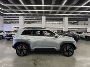 รถยนต์ไฟฟ้า SUV รุ่น Titan 3 ปี 2025 ขับเคลื่อน 4 ล้อ - แรงบิด 510 นิวตันเมตร ความเร็วสูงสุด 201 กม./ชม. ระบบปรับอากาศแบบ Heat Pump ระบบอุ่นแบตเตอรี่ ดีไซน์ 5 ที่นั่ง - Product Image 5