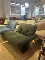 Fauteuil lounge moderne avec base en bois massif - Fauteuil d'appoint ergonomique en tissu bouclé vert foncé pour salon, café ou utilisation en café