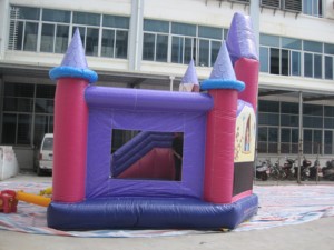 ปราสาทเป่าลม 4 in 1 สำหรับเด็ก กระโดดและเล่นสไลเดอร์ - Product Image 4