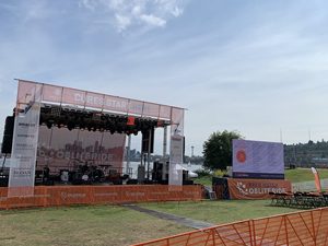 Nhà máy cung cấp Bộ xử lý <span class=keywords><strong>video</strong></span> mvp300 cho màn hình <span class=keywords><strong>Led</strong></span> ngoài trời cho thuê tương tự vdwall LVP <span class=keywords><strong>605</strong></span> cho trung tâm mua sắm thang máy p391 - Product Image 2