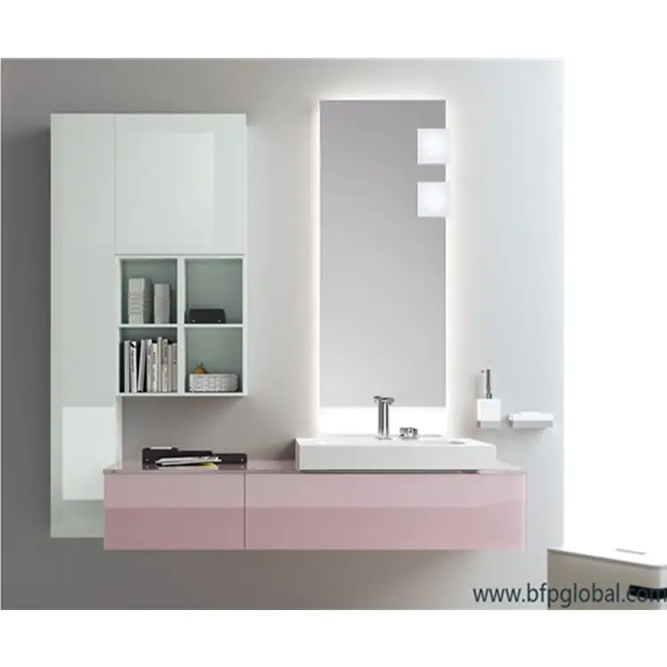 Ярко-розовый шкаф для ванной комнаты с книжной полкой и зеркалом