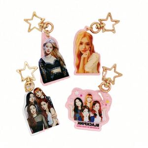 Llaveros Acrílicos Personalizados con Diseño de Anime y Dibujos Animados, Holográficos y Brillantes - Product Image 6