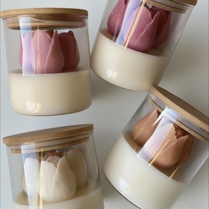 เทียนหอมถั่วเหลืองแบบรักษ์โลก สามารถปรับแต่งโลโก้ได้ เทียนรูปดอกทิวลิป ของตกแต่งบ้าน พร้อมฝาปิด แก้วหรูหรา - Product Image 5