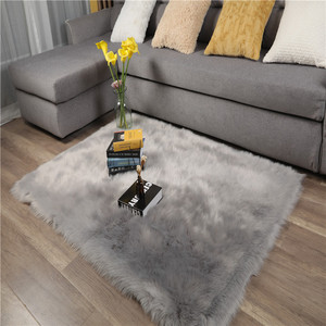 Super doux haute pile en peluche acrylique polyester synthétique peau de mouton tapis <span class=keywords><strong>fausse</strong></span> <span class=keywords><strong>fourrure</strong></span> tapis gris <span class=keywords><strong>fausse</strong></span> peau de mouton tapis pour la prière - Product Image 1