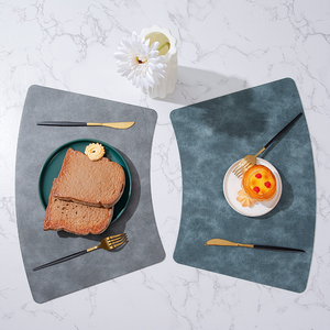 Mantel Individual Moderno en Forma de Abanico, Impermeable y Ecológico de PU, Aislante para Mesa, Utensilio Doméstico - Product Image 1