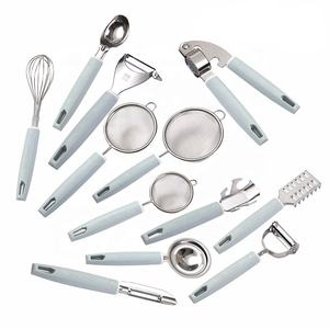 Cuisine en acier inoxydable gadgets divers Outils de cuisson Passoire séparateur de blanc d'oeuf Batteur à oeufs Couteau d'office - Product Image 1