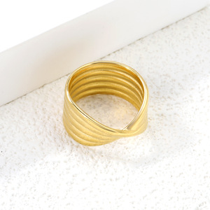 European American Style 18K Stainless Steel <b>Ring</b> Geometric Circular Lines Women's Fashion Jewelry Gift - Product Image 3
