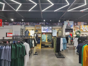 Rak <span class=keywords><strong>Display</strong></span> Pakaian, Gantungan Samping Baju Dua Baris, Rak Pulau Tengah, Lantai Ke Langit-langit - Product Image 5