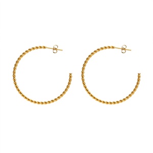 ต่างหูห่วงเกลียวบางชุบทอง 18k ขนาดใหญ่สำหรับผู้หญิง ขายส่ง - Product Image 1