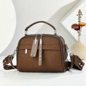 Women's Designer Handbag Large Capacity and High Quality <b>Zip</b> Closure Rivet Decoration Crossbody Bags - Product Image 2