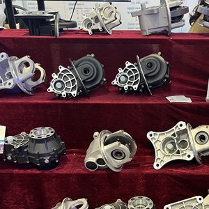 Triciclo Eléctrico de Tres Ruedas de Alta Resistencia, Ensamblaje de Eje Trasero con Diferencial y Freno de Tambor, Fabricado en China - Product Image 6