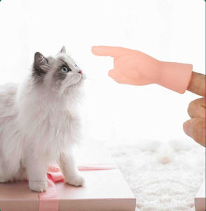 Minik orta parmak kuklası tasarım komik Mini oyuncaklar parmaklar hediyeler için şaka Prank parti iyilik Pet köpek kedi oyuncak masaj aleti - Product Image 2