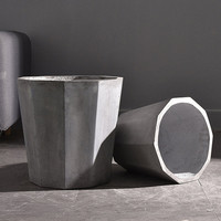 Moule à pot de fleurs en plastique de différentes dimensions, moule à jardinière en béton