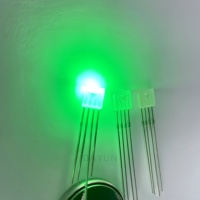 1000 pièces/sac échantillon gratuit 255 Diffuse carré multi couleur Rgb rouge vert bleu eau claire lentille Dip quatre broches diode LED électroluminescente