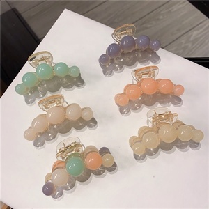 Vente en gros bon marché Accessoires de cheveux en plastique transparent couleur gelée 7 cm Pinces à cheveux pour filles - Product Image 3