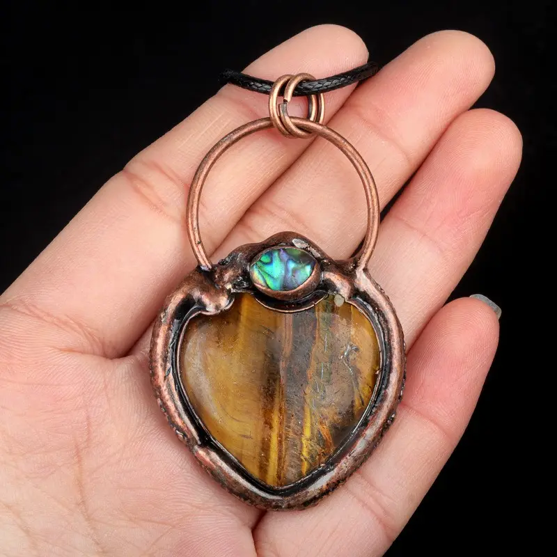Tiger Eye Stone Retro Bronze Love Pendant Natural Amethyst With Abalone Shell Pendants Necklaces For Women Gifts