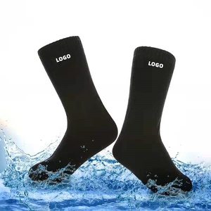 Logo personnalisé Chaussettes antidérapantes étanches à l'eau Chaussettes de sport de randonnée respirantes Chaussettes imperméables antidérapantes pour hommes - Product Image 1