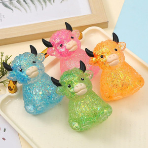 Juguete de vaca de las Tierras Altas de TPR para niños, con azúcar de malta, para aliviar el estrés y la ventilación, novedad transfronteriza de gran venta. - Product Image 1