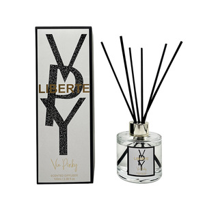 Ensemble d'huiles essentielles d'aromathérapie - Diffuseur d'air en bois écologique, parfum longue durée, sans BPA, pour la maison, les mariages, les anniversaires - Product Image 1